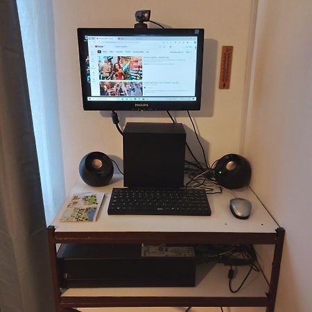 Appartamento Mic Dormitor Informativ Turistic Bucarest Esterno foto